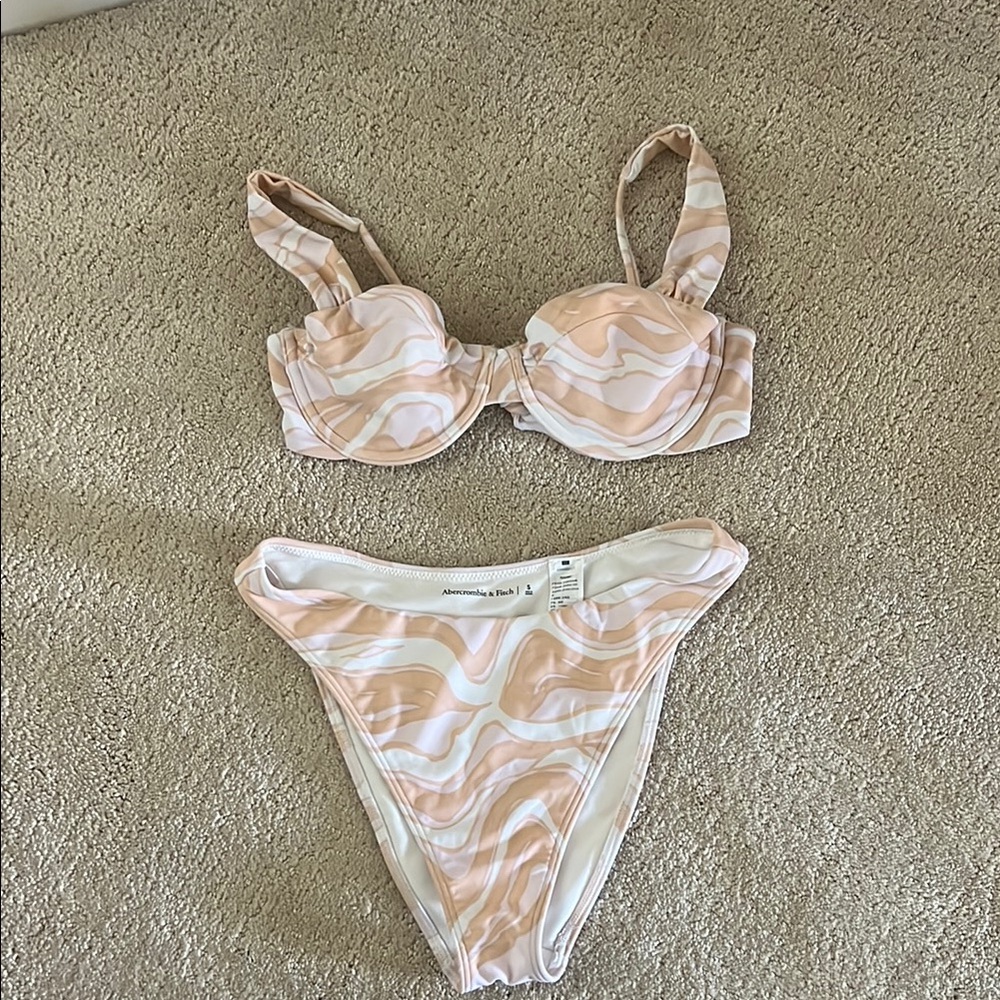 Abercrombie & Fitch Swirl Pattern Bikini Set